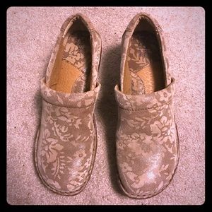 B.O.C shoes!! Worn once in the house.